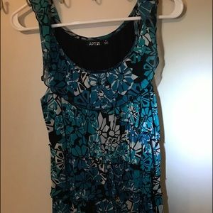 Apt 9 women’s top -Medium